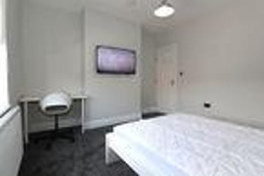 4 bed house, Queens Road, Heeley, Sheffield, S24DL - Image 3