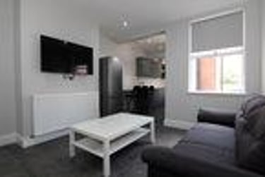 4 bed house, Queens Road, Heeley, Sheffield, S24DL - Image 2