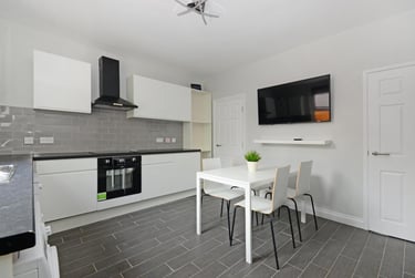 3 bed house, Alderson Road, Heeley, Sheffield, S24UE - Image 1