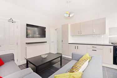 3 bed house, Alderson Road, Heeley, Sheffield, S24UE - Image 3