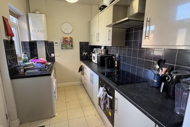 4 bed house, Pinner Road, Sharrowvale, Sheffield, S118UG - Image 1