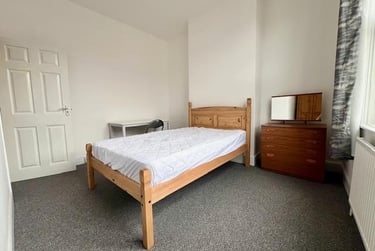 4 bed house, Fieldhead Road, Highfield, Sheffield, S80ZX - Image 8