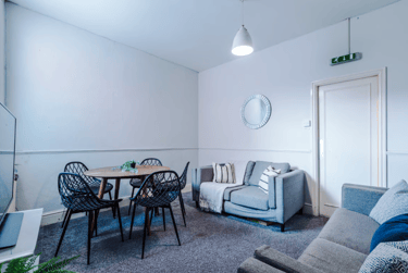 5 bed house, Grove Road, Lenton, Nottingham, NG71HE - Image 1