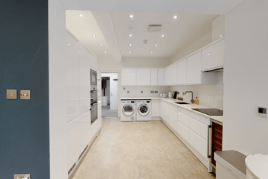 6 bed house, Beeston Road, Dunkirk, Nottingham, NG72JR - Image 5