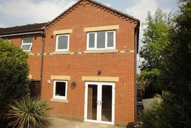 4 bed house, Headford Gardens, Devonshire Green, Sheffield, S37XB - Image 1