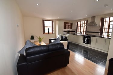 4 bed house, Arundel Street, Devonshire Green, Sheffield, S14RE - Image 2