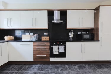 6 bed house, Wilkinson Street, Devonshire Green, Sheffield, S102GA - Image 3