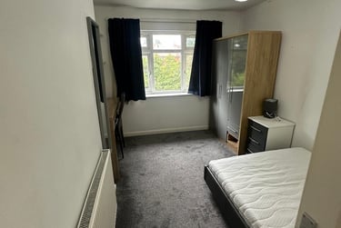 6 bed house, Woodside Road, Lenton Abbey, Nottingham, NG92TL - Image 5