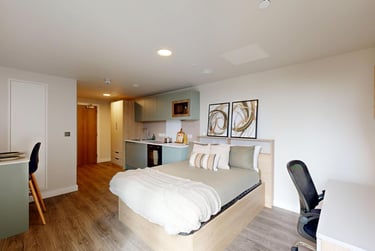 Deluxe Balcony Plus - Image 2