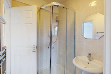 5 bed house, Clough Road, Highfield, Sheffield, S14TA - Image 8