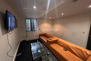 4 bed house, Regent Park Avenue, Rampart Road, Leeds, LS62AU - Image 5