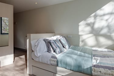 Top Floor Classic Studio at Mercury House, St Peters Road, Central, Bournemouth, BH12NT - Image 2