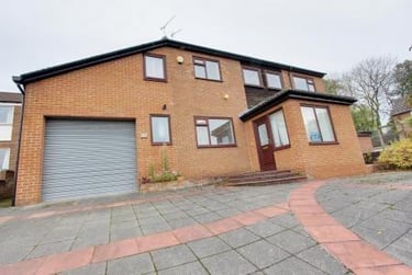 8 bed house, Wearside Drive (L), Claypath, Durham, DH11LE - Image 1
