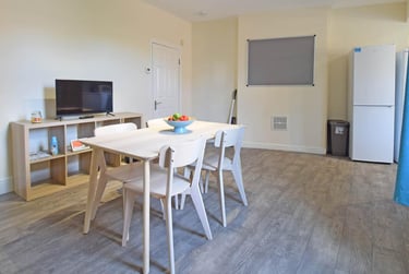 4 bed house, Stalker Lees Road, Sharrowvale, Sheffield, S118NL - Image 1