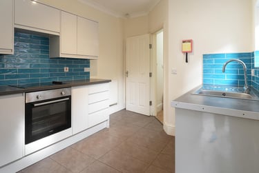 6 bed house, Ecclesall Road, Sharrowvale, Sheffield, S118PJ - Image 1