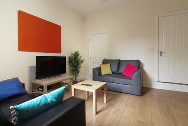 3 bed house, Khartoum Road, Sharrowvale, Sheffield, S118RD - Image 2