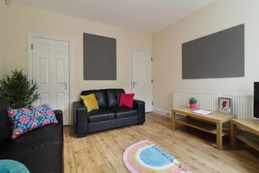 5 bed house, Harefield Road, Sharrow, Sheffield, S118NU - Image 1