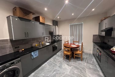 8 bed house, Bainbridge Road, Headingley, Leeds, LS63AD - Image 3