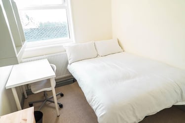 5 bed house, Norfolk Park Village, Heeley, Sheffield, S22UA - Image 4