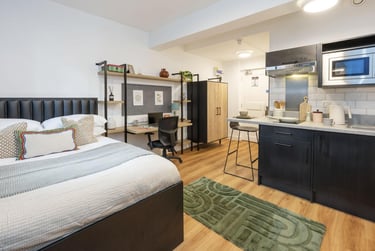 Premium Studio - Image 1