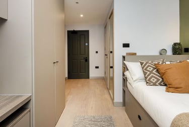 6 Bed Classic En-suite - Image 5