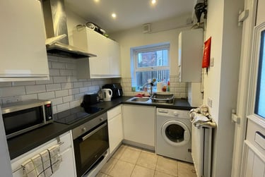 1 bed house, Shoreham Street, Heeley, Sheffield, S14ST - Image 2