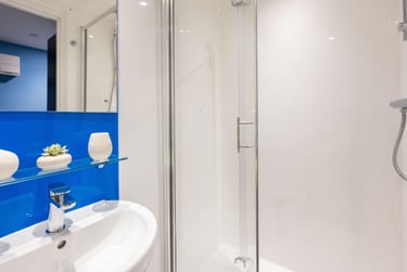 Premium Studio at Hollis Wharf, Lower Bristol Road, Oldfield Park, Bath, BA21FH - Image 4