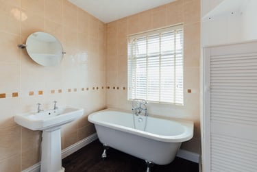 5 bed house, Nanpantan Road, Shelthorpe, Loughborough, LE113SU - Image 9