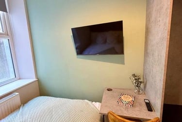 3 bed house, Hotwell Road, Southville, Bristol, BS84UB - Image 8