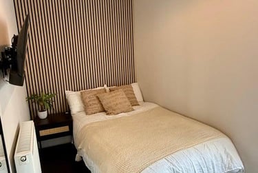 3 bed house, Hotwell Road, Southville, Bristol, BS84UB - Image 1