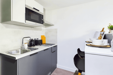 Prestige Studio at The Edge, 48-52 York Street, City Centre, Belfast, BT151AS - Image 4