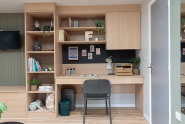 Ultimate Studio, Top Floor - Image 4