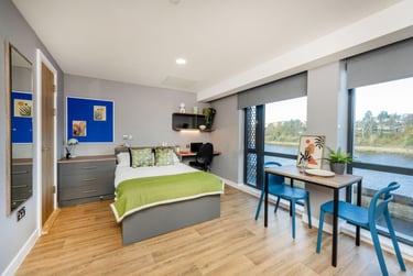 Premium Riverview Studio at Luneside, St Georges Quay, Fairfield, Lancaster, LA15JT - Image 1