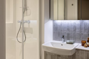 Standard Studio at The Pepper Mill, 24-36 Dunedin Street, Marchmont, Edinburgh, EH74JG - Image 8