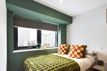 Standard Ensuite at Crown Place, St Ann's Well Road, The Old Meadows, Nottingham, NG31ED - Image 2