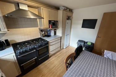 4 bed house, Adam Dale, City Centre, Loughborough, LE113HD - Image 3