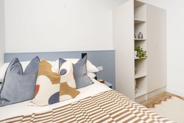 Classic 4 Bed Ensuite at The Propeller Quarter, Fairlawn Avenue, Near University, Bristol, BS344AB - Image 2