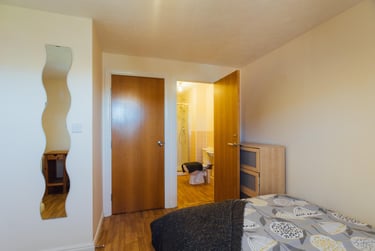 4 bed house, Moorhen Way, City Centre, Loughborough, LE113HH - Image 6