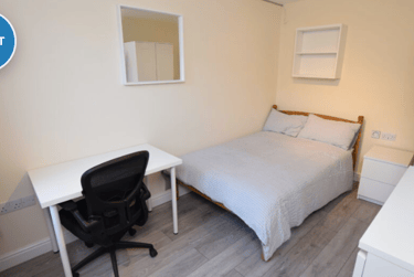 6 bed house, Bute Avenue, Radford, Nottingham, NG71QA - Image 1