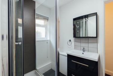 1 bed house, Broad Street, City Centre, Loughborough, LE115AB - Image 6