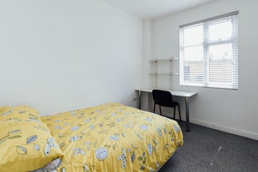 1 bed house, Broad Street, City Centre, Loughborough, LE115AB - Image 3