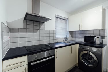 1 bed house, Broad Street, City Centre, Loughborough, LE115AB - Image 4