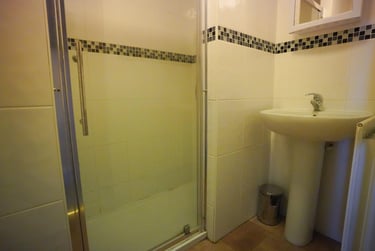 4 bed house, Goldfinch Close, City Centre, Loughborough, LE113HG - Image 6