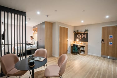 Accessible Studio, Standard Floors - Image 3