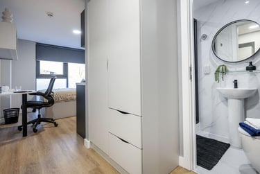 Standard Plus Studio with Single Bed at Clyde Court, Jocelyn Square, City Centre, Glasgow, G15JY - Image 3