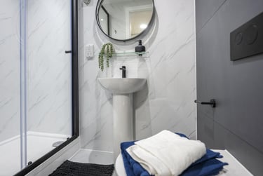 Standard Plus Studio with Single Bed at Clyde Court, Jocelyn Square, City Centre, Glasgow, G15JY - Image 6