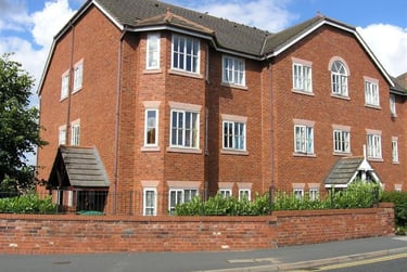 2 bed house, Heathcote Close, Newton, Chester, CH22RB - Image 1
