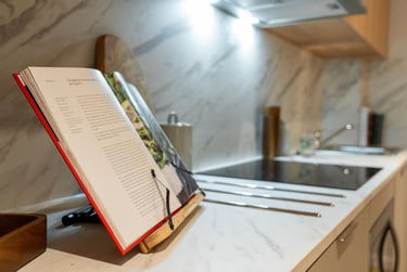 Ultimate Studio, Penthouse - Image 3