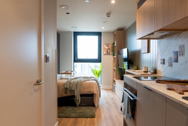 Studio Plus, Standard Floors - Image 9