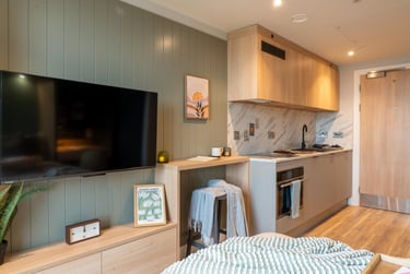 Studio Plus, Standard Floors - Image 10